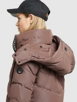 Khujo Manteaux Dhiver Manteau D’hiver Huba Femme Violet -Magasin de vêtements Khujo pas cher 23e27c3147fd2d65e1b035db0cc5c661