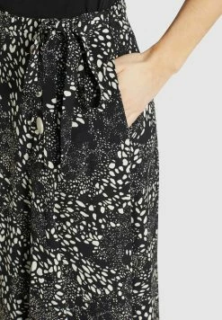 Khujo Jupes Longues Jupe Hepke Femme Noir -Magasin de vêtements Khujo pas cher 7c37c203a4d89ad351dd8105c8a047e2