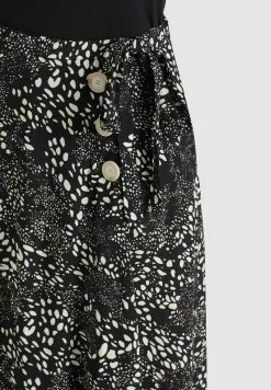 Khujo Jupes Longues Jupe Hepke Femme Noir -Magasin de vêtements Khujo pas cher 9fd03bb24fb8b602679af2c886c41279