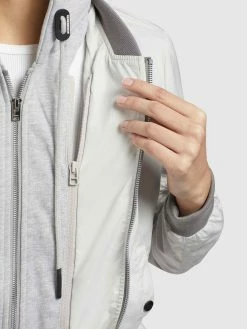 Khujo Vestes De Mi-saison Veste Mi-saison Persee Femme Blanc -Magasin de vêtements Khujo pas cher aa43a75db80b8c28b286a0a6fc93fc64