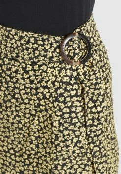 Khujo Mini-jupes Jupe Armata Femme Noir -Magasin de vêtements Khujo pas cher c875d67d19730adf255bc8425b6d1787