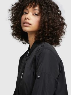 Khujo Vestes De Mi-saison Veste Mi-saison Stence2 Femme Noir -Magasin de vêtements Khujo pas cher eef6c8f59c77ecfc2b58949a07de5616